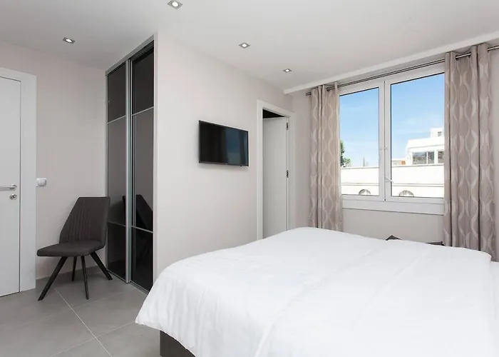 Lejlighed Marriott- Croisette: Superb 3 Bedrooms/ 3 Baths *